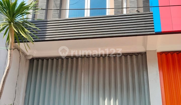 2-Storey Shop House in Pedurungan, Ready to Use, Strategic Main Road