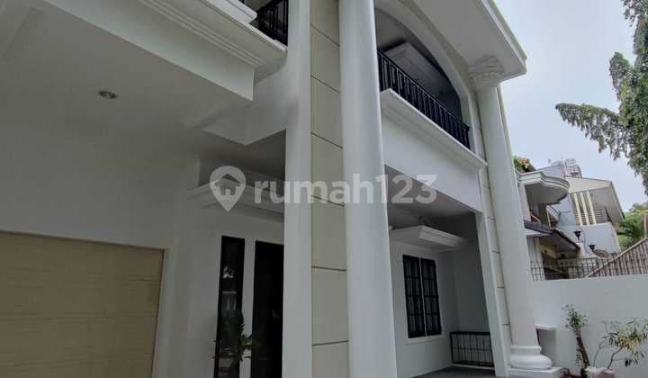 Rumah Luxury Gajahmungkur, Smart Door Lock, Siap Huni