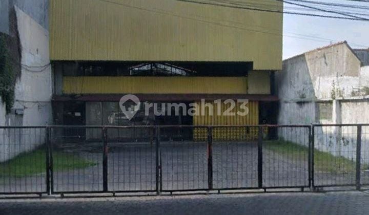 Ruang Usaha Di Tengah Kota, Siap Pakai, Jalan Ramai Strategis