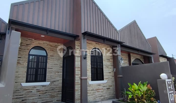 Modern House Ready to Occupy in the Undip Tembalang Area