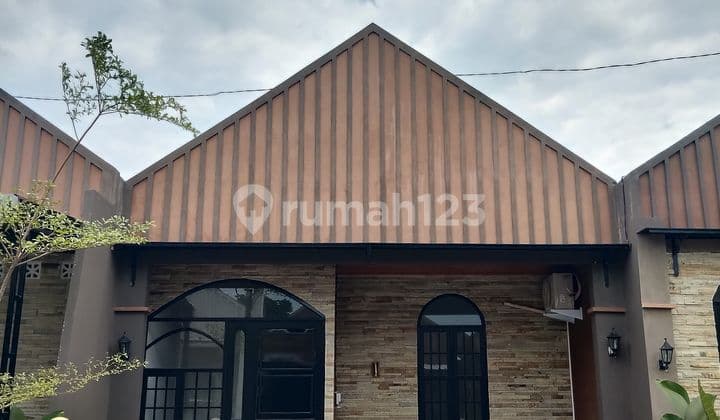 House Near Undip Ready to Live In Modern European Design