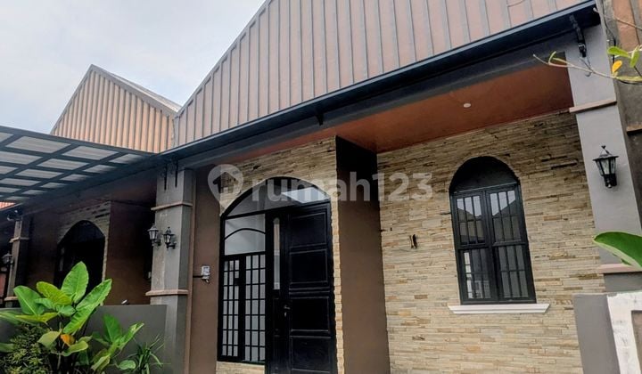 Rumah Modern Siap Huni di Lingkungan Undip Tembalang SHM