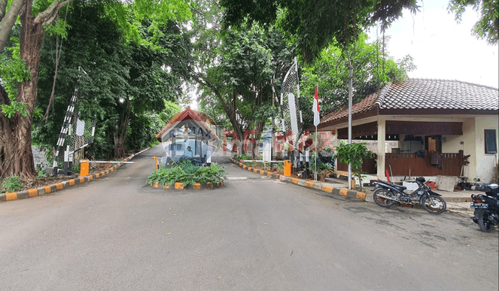 Rumah Cantik, Mewah dan Asri di Jaksel Lebak bulus Dibawah Harga Pasar