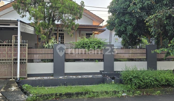 Rumah di hitung Kavling , Di Hook, Siap Di renovasi 354m2, di Griya Loka, BSD