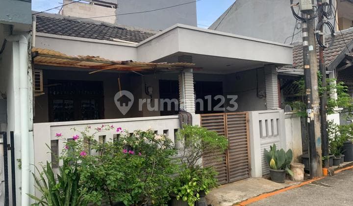 Rumah Bagus Arinda 2 Pondok Aren, Tangernag Selatan