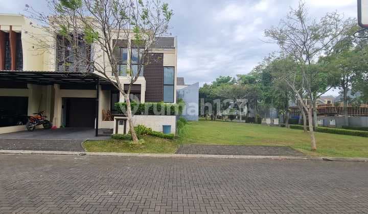 Kavling Strategis, Hook di Greenwich Mayfield, BSD City