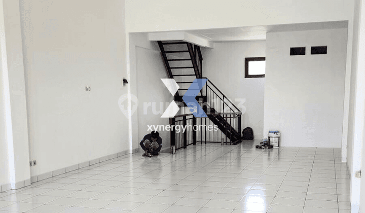 Ruko 3.5 Lantai di Mainroad Mekar Wangi Bandung