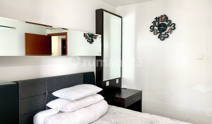 Apartement Thamrin Residence 2 BR Furnished Bagus