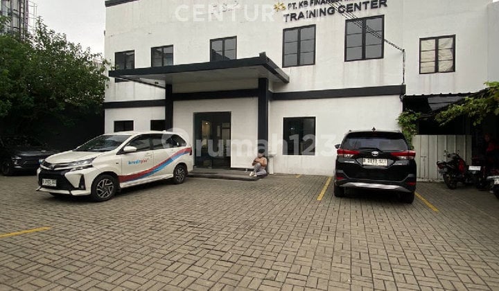 2-Story Building Former Office Only 550M to Warung Buncit Bus Stop