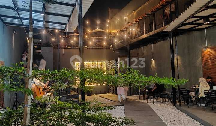 Jual Restoran Design Menarik Full Furnished di Pamulang