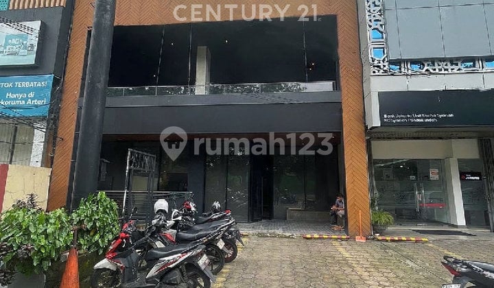 Ruko Disewakan di Pondok Indah - Lokasi Super Strategis!
