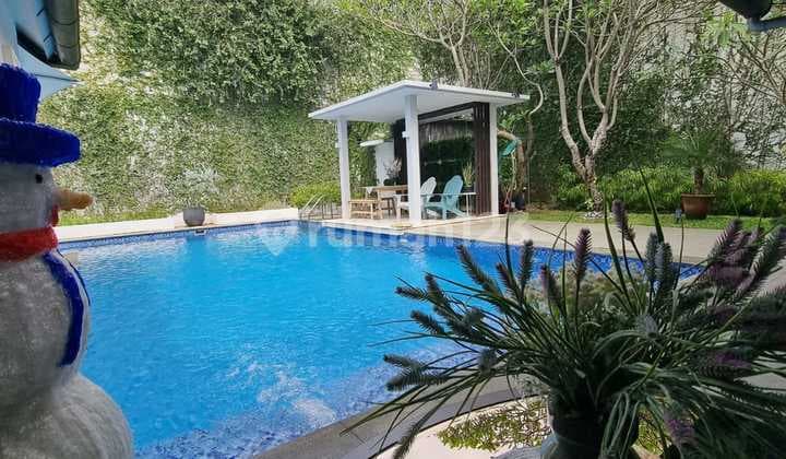 Jual Rumah.mewah Ada.kolam.renang Furnish.di.de.park.bsd Tangerang