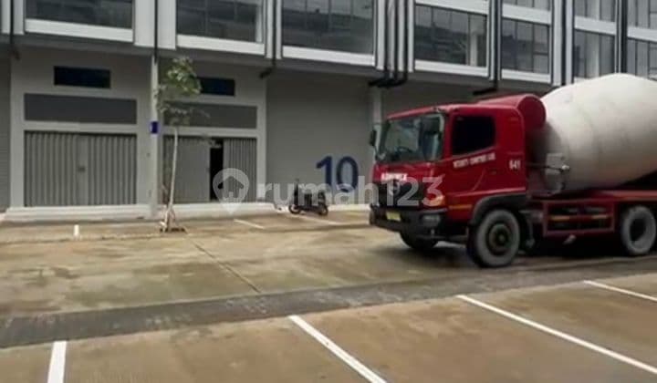 Warehouse For Rent Near Sturhub Airport