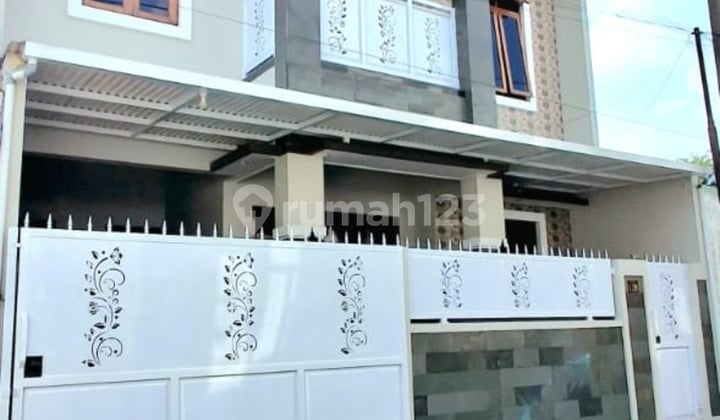 Rumah 2 Lantai di Gentan, Lingkungan Tenang dan Nyaman