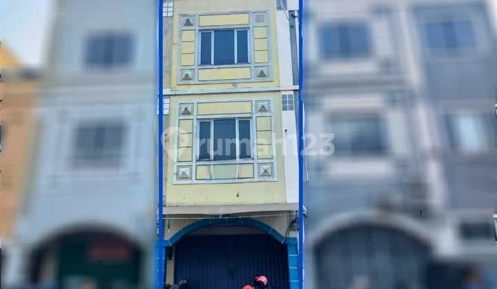 Ruko Strategis di Roxy Jababeka Siap Pakai Langsung Jalan Raya