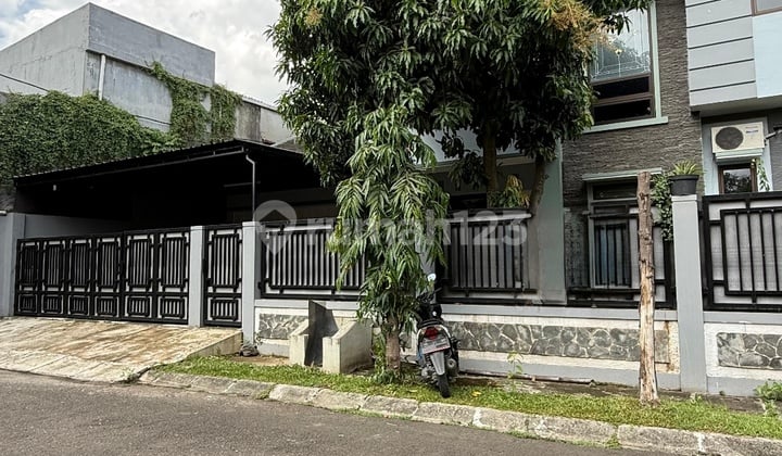 Rumah Luas dan Eksklusif di Gardenia Jababeka - Hunian Nyaman di Lokasi Strategis