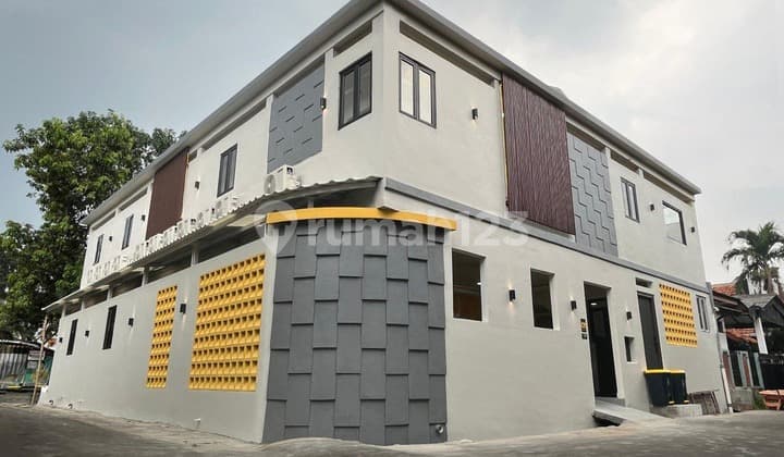 Kost Eksklusif di Jantungnya Bintaro Lokasi Strategis