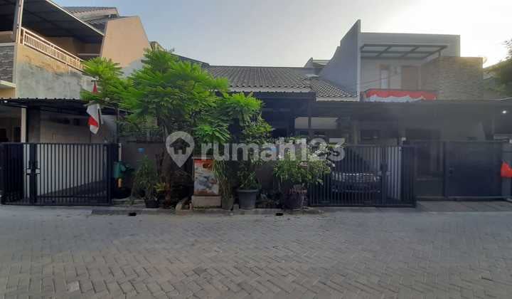 Jarang Ada Rumah Lebar 12 di Metro Permata