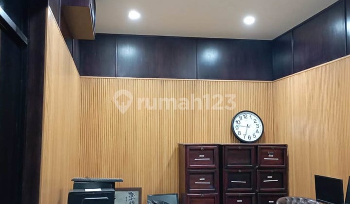 Ruko Siap Pakai Kawasan Ramai dan Strategis @Tanah Abang