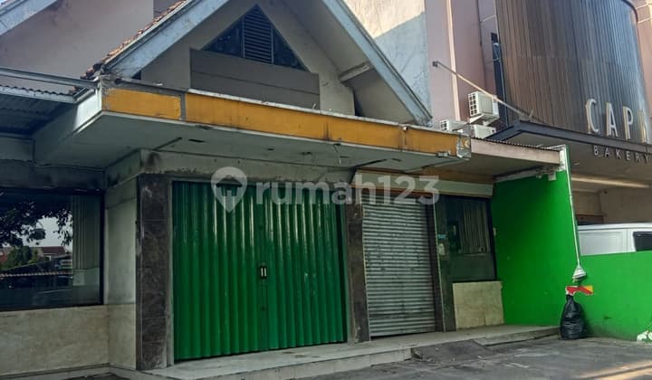 Business Space Strategic Location by the Main Road @Graha Raya