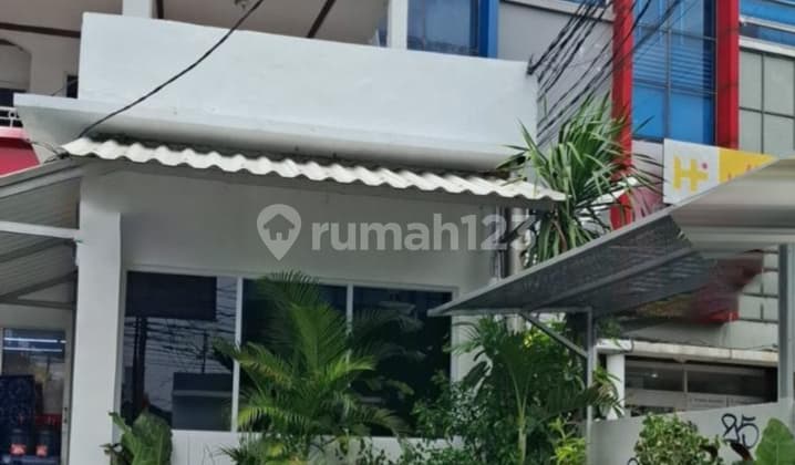 Ruko Siap Pakai dan Lokasi Strategis Pinggir Jalan Raya