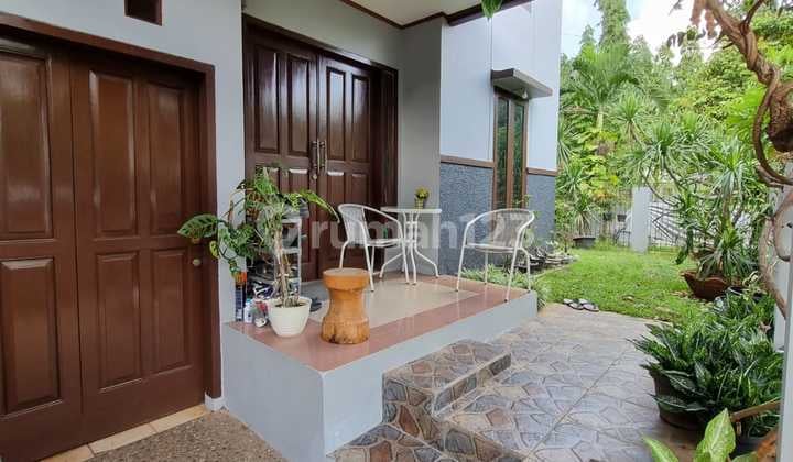 For Sale Ready-to-Occupy House, Corner Position in Bintaro Sector 9