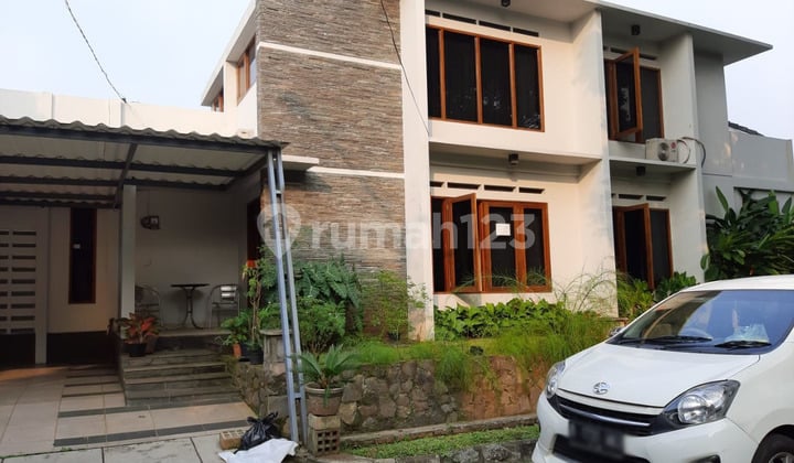 Dijual Rumah Siap Huni 2 Lantai di Bintaro Sektor 9