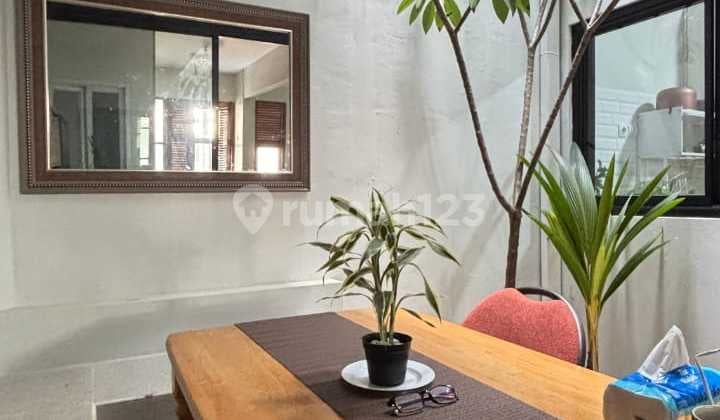 Rumah 2 Lantai Siap Huni Cantik dan Terawat @Bintaro Sektor 9