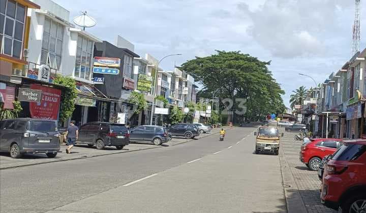 Ruko Gandeng 3 Citra Gran Cibubur Cocok untuk Alfamart Perkantoran Dll