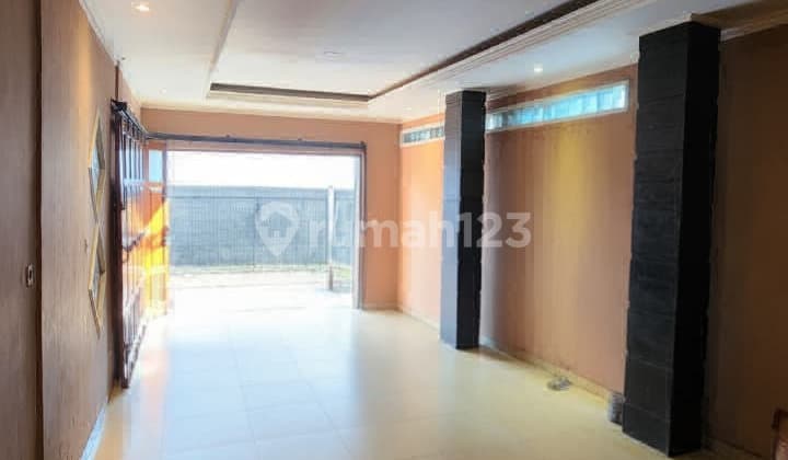 Beautiful Minimalist 2-Story House in Arcamanik Area