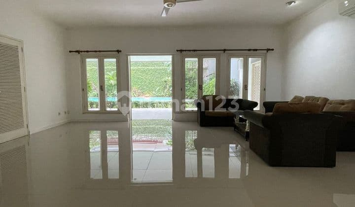 Hunian Prestisius di Jantung Menteng - Jakarta Pusat