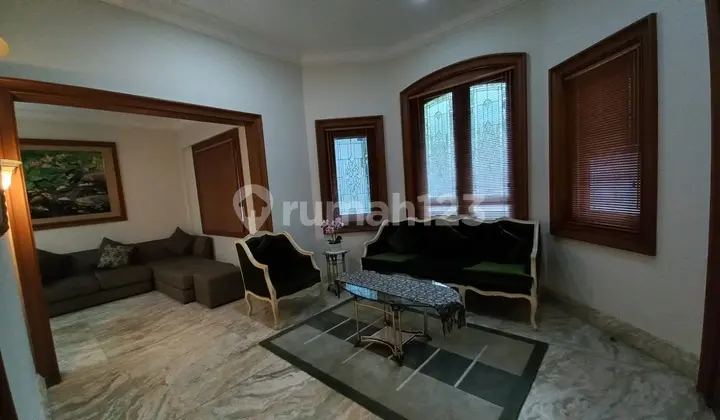 House in Menteng