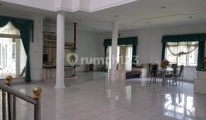 Rumah Posisi Hook 2 lantai di Batu mas Bandung
