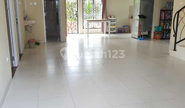 East-facing House at Villa Istana Bunga, West Bandung