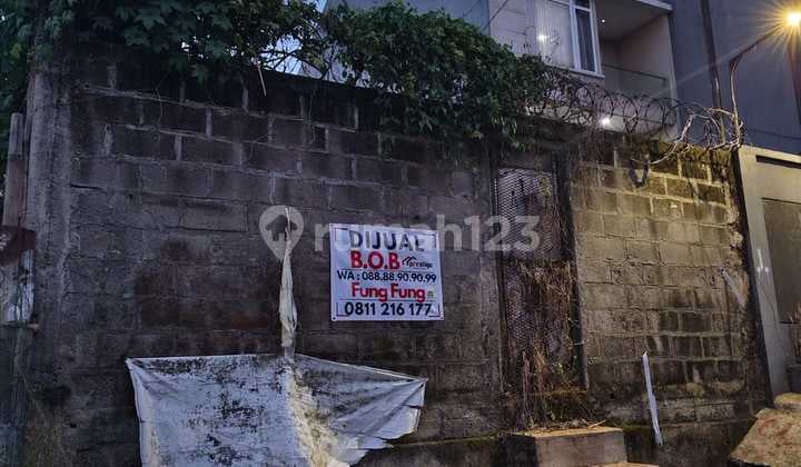 Ready-to-build land is already fortified in Setra Ria Canal, Bandung.