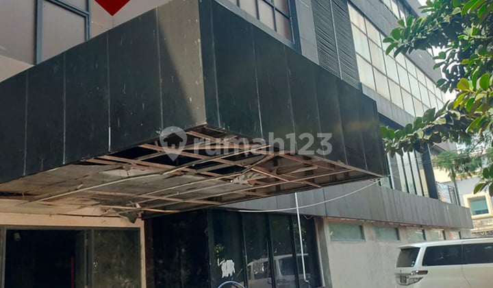 Gedung Jl. Kemang Raya, Mampang Prapatan, Jakarta Selatan