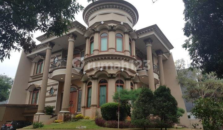 Rumah Cantik 3 Lantai Di Taman Senayan Bintaro