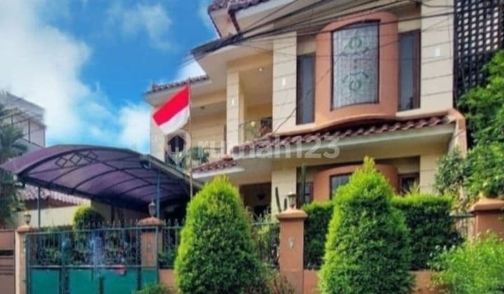 Rumah Di Lokasi Strategis Di Pondok Indah Jakarta Selatan