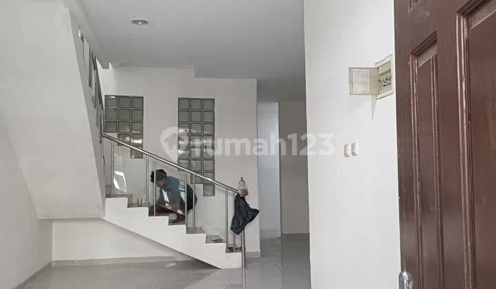 D Jual.rumah Taman Palem Lestari