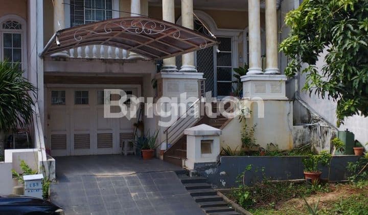 Rumah 2 Lantai di Katamaran Pantai Indah Kapuk PIK Jakarta Utara