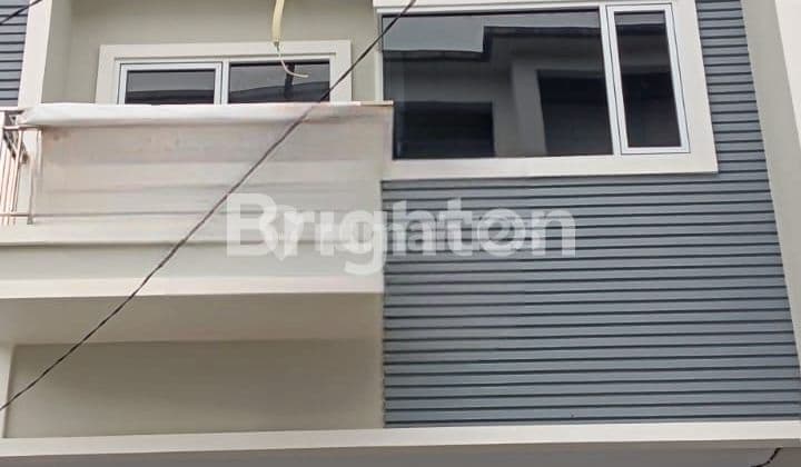 Bangunan Baru 3 Lantai Teluk Gong Selatan