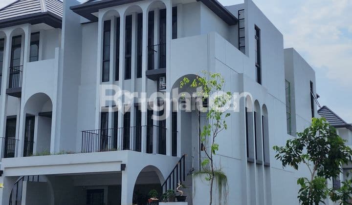 Rumah Hoek Cakep & Furnish di Aether, Greenwich BSD