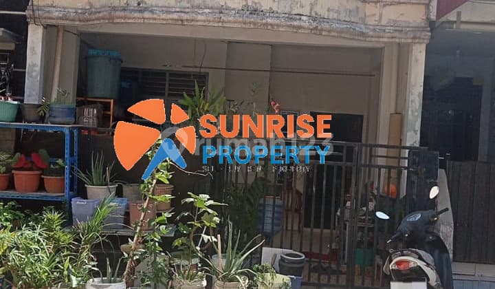 Dijual Rumah di Tiban Permai