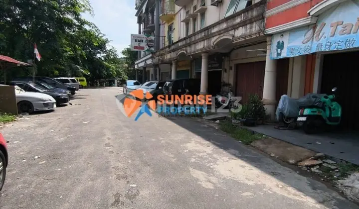 For Sale 2 Units of Pasir Putih Batam Centre Shophouses, Vacant.