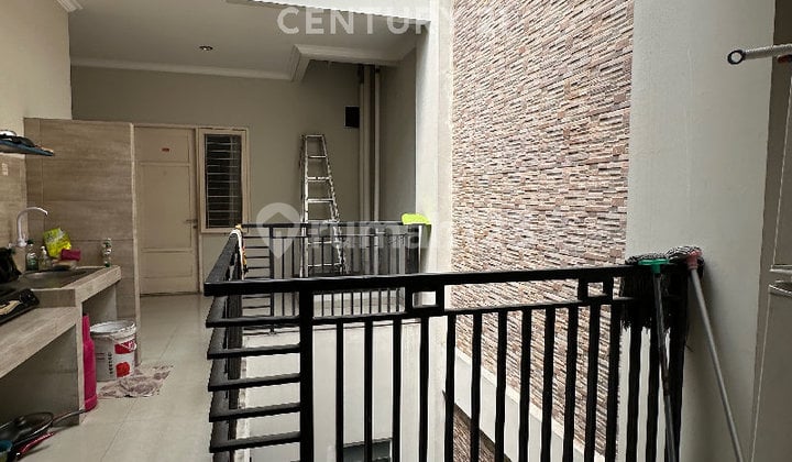 Kost 30 Kamar Lokasi Strategis di Cempaka Putih Jakarta Pusat