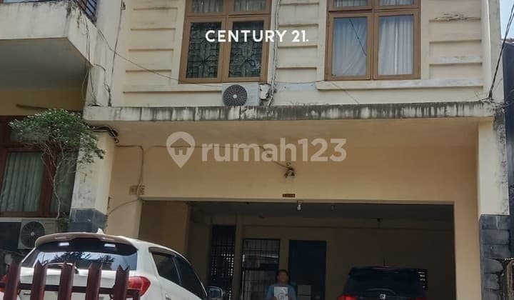 Rumah Lokasi Strategis Cilandak Jakarta Selatan
