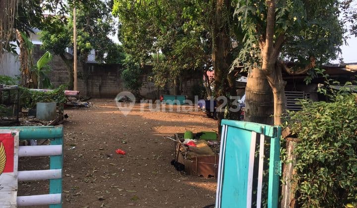 Tanah Kosong Posisi Hoek di Cirendeu, Tangerang Selatan
