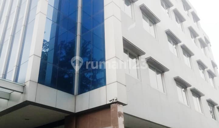 6.5 Floor Building in Strategic Location, Cikini, Central Jakarta