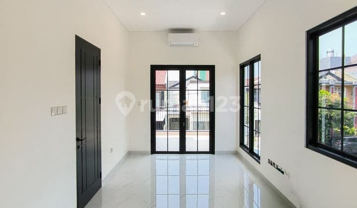 Rumah Baru di Area Premium Sektor 9 Bintaro Jaya