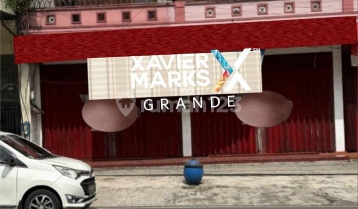 Rare Find...For Rent: 10M Wide Shop House in a Strategic Location in Malang City